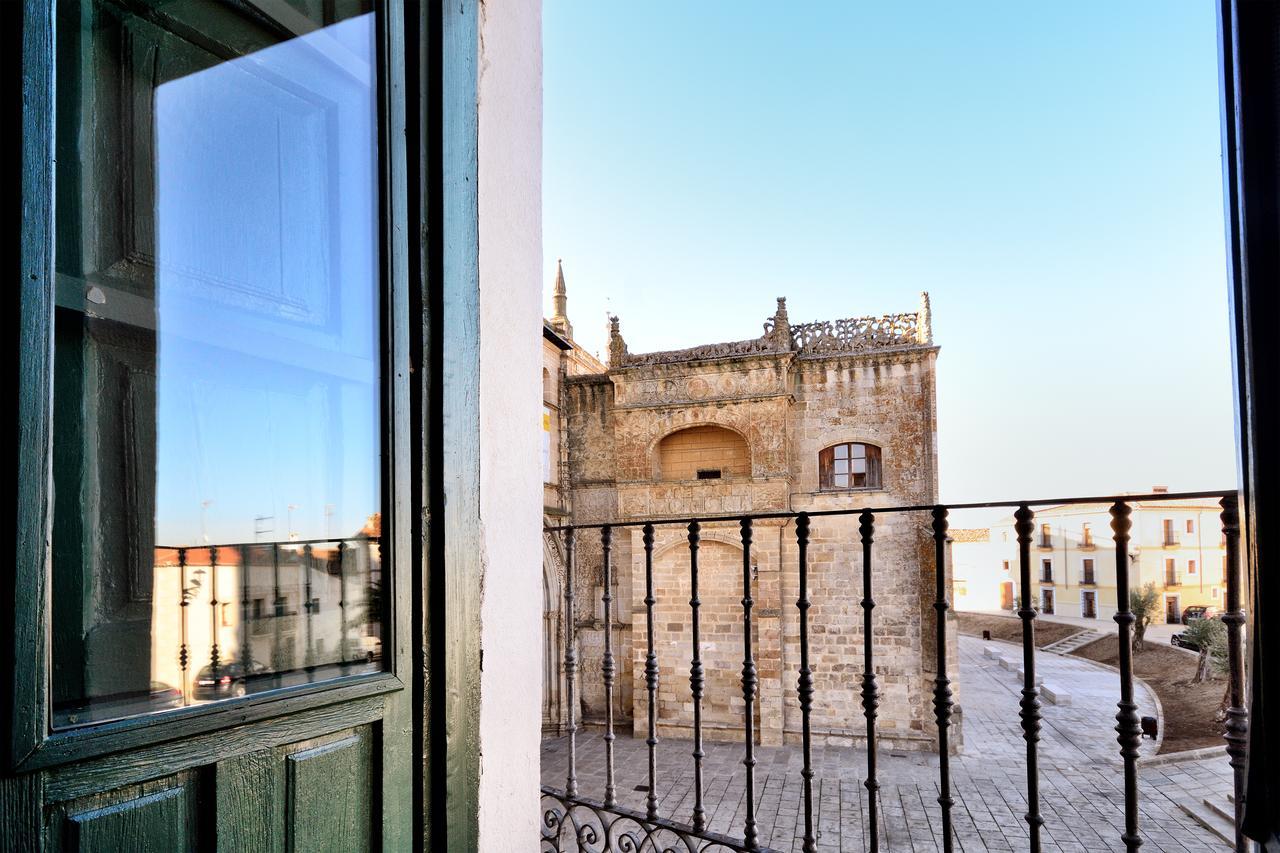 Hotel Ahc Palacio Coria Eksteriør bilde