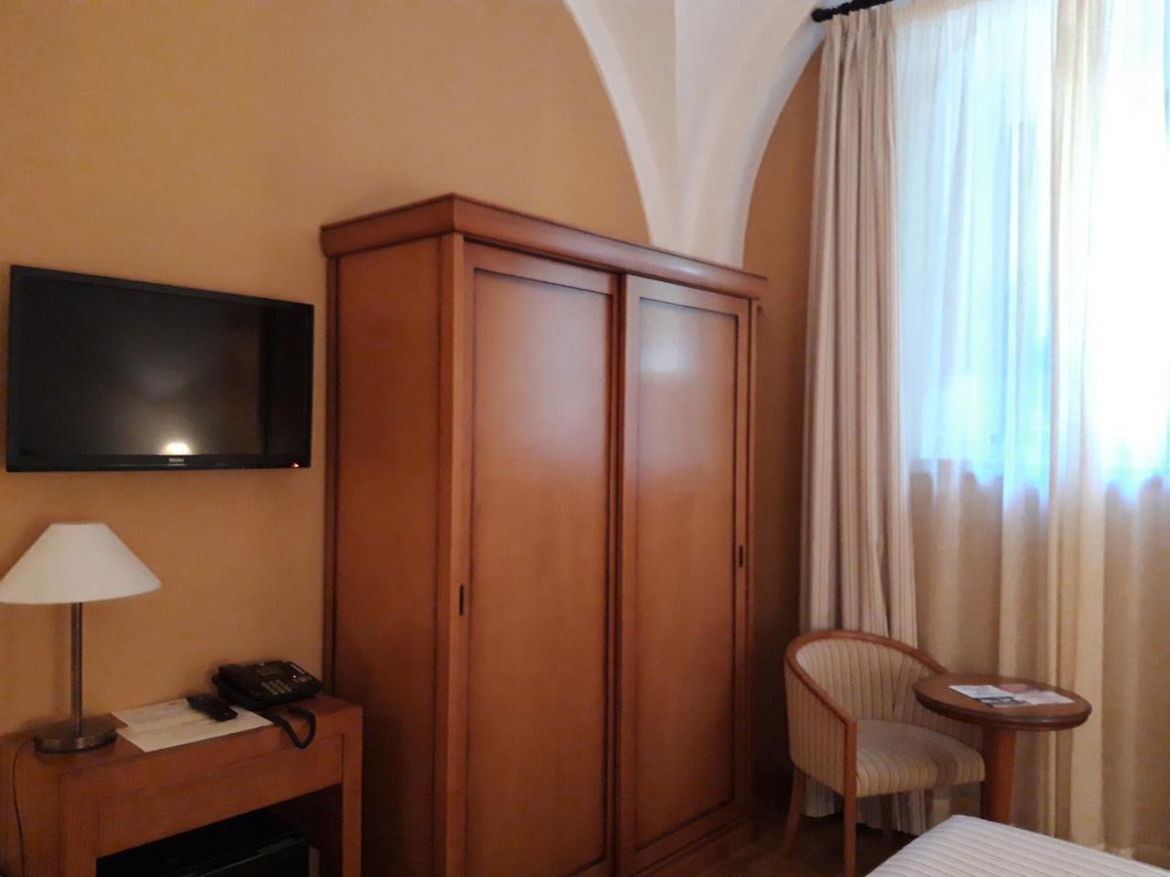 Hotel Ahc Palacio Coria Eksteriør bilde