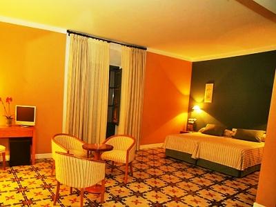 Hotel Ahc Palacio Coria Eksteriør bilde