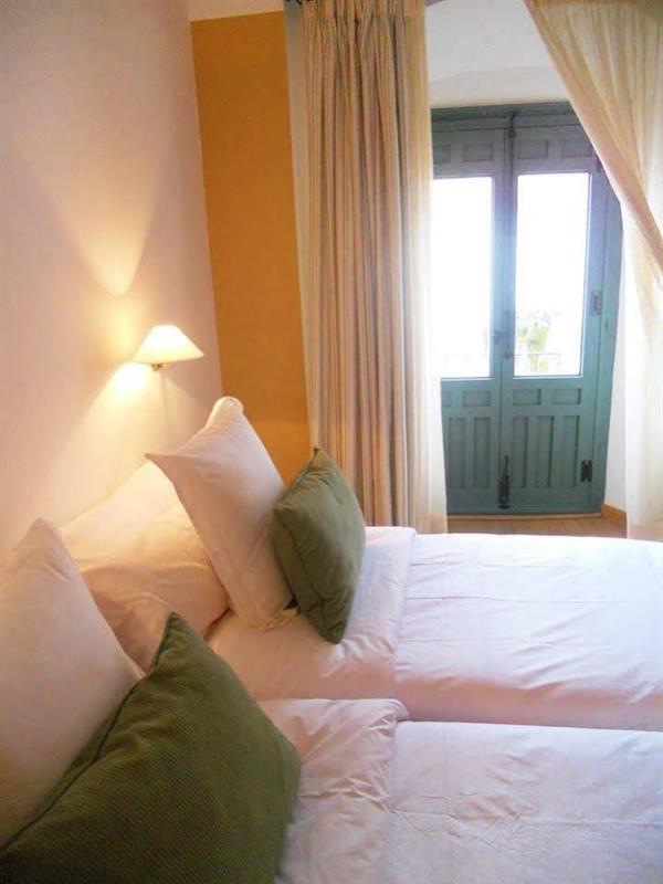 Hotel Ahc Palacio Coria Eksteriør bilde